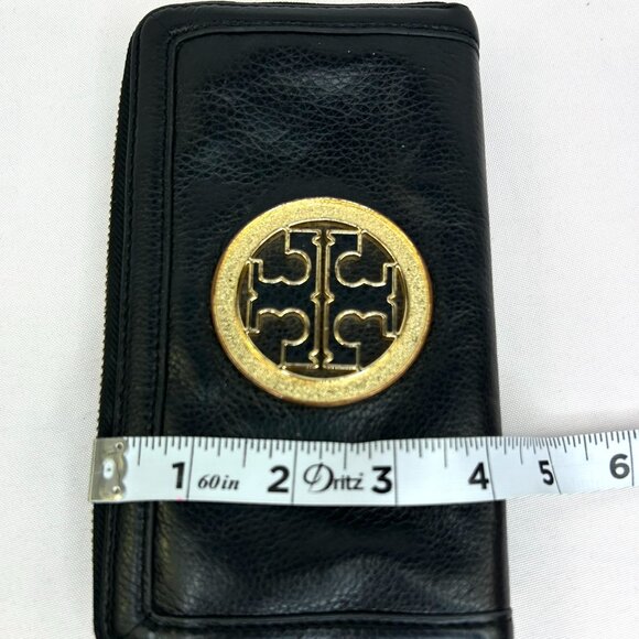 Tory Burch Amanda Zip-Around Continental Wallet Black Pebbled Leather - Picture 14 of 16